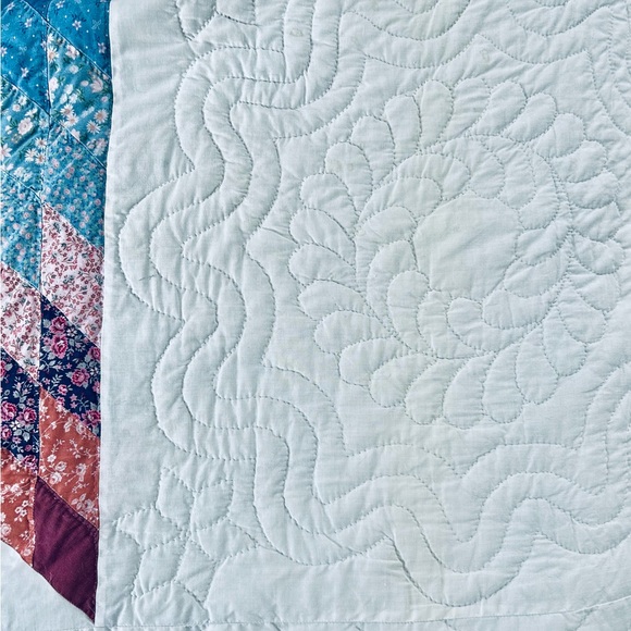 Blue and Pink Star Antique Quilt - Picture 4 of 8